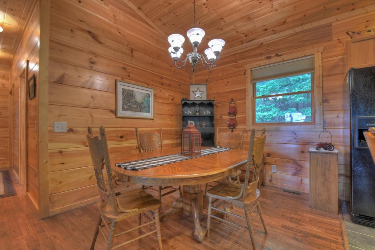 Hawks Hideaway - Cuddleup Villa Mashburn Mill ภายนอก รูปภาพ